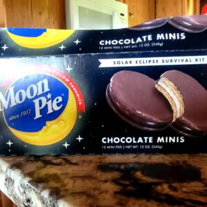 eclipse moon pie survival kit